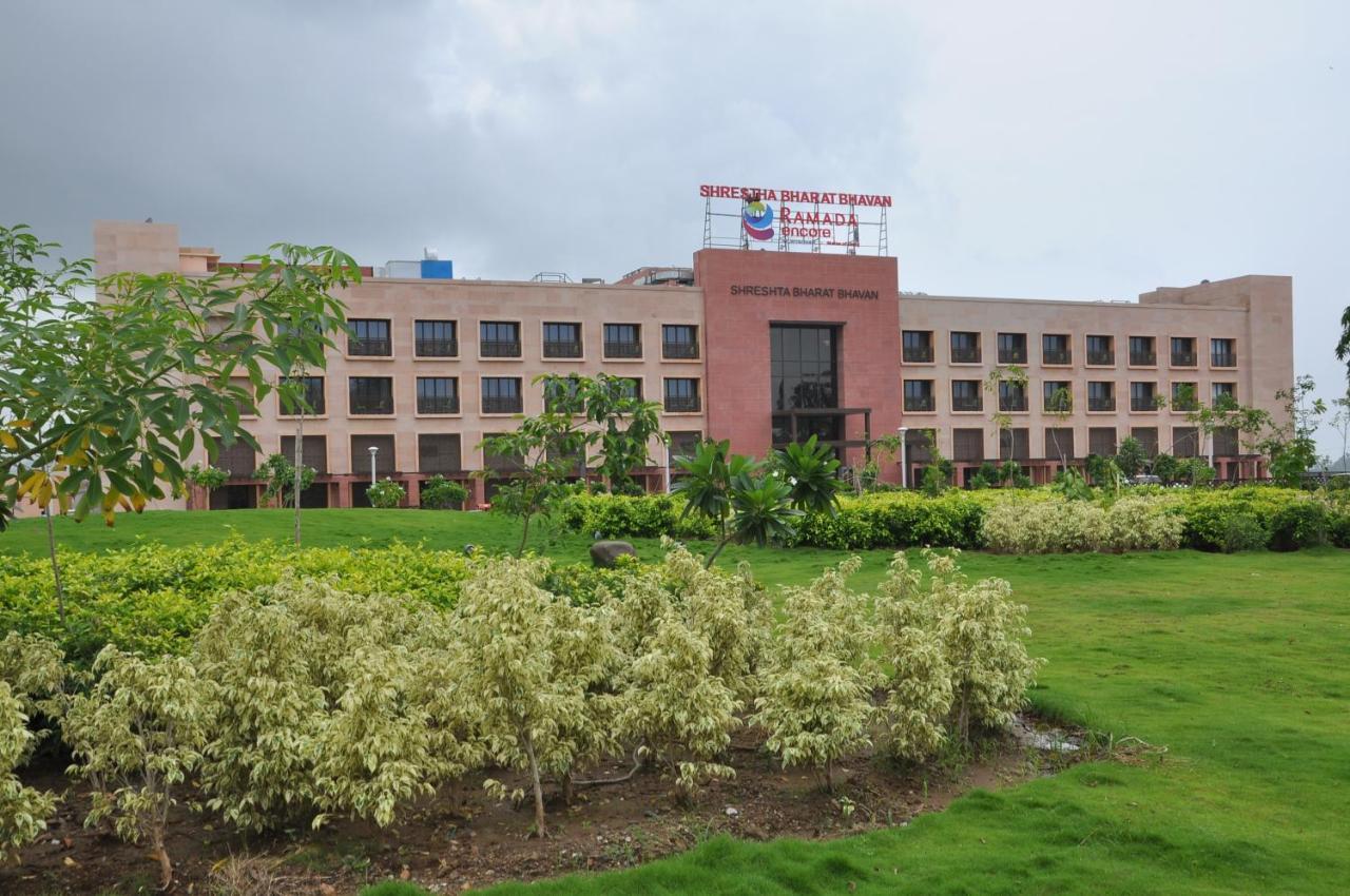 Ramada Encore By Wyndham Statue Of Unity Kevadia Exteriör bild